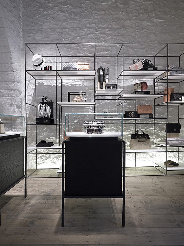 Boutique Store Metal Wall Display Bag Display Shelf Fixtures - Image 4