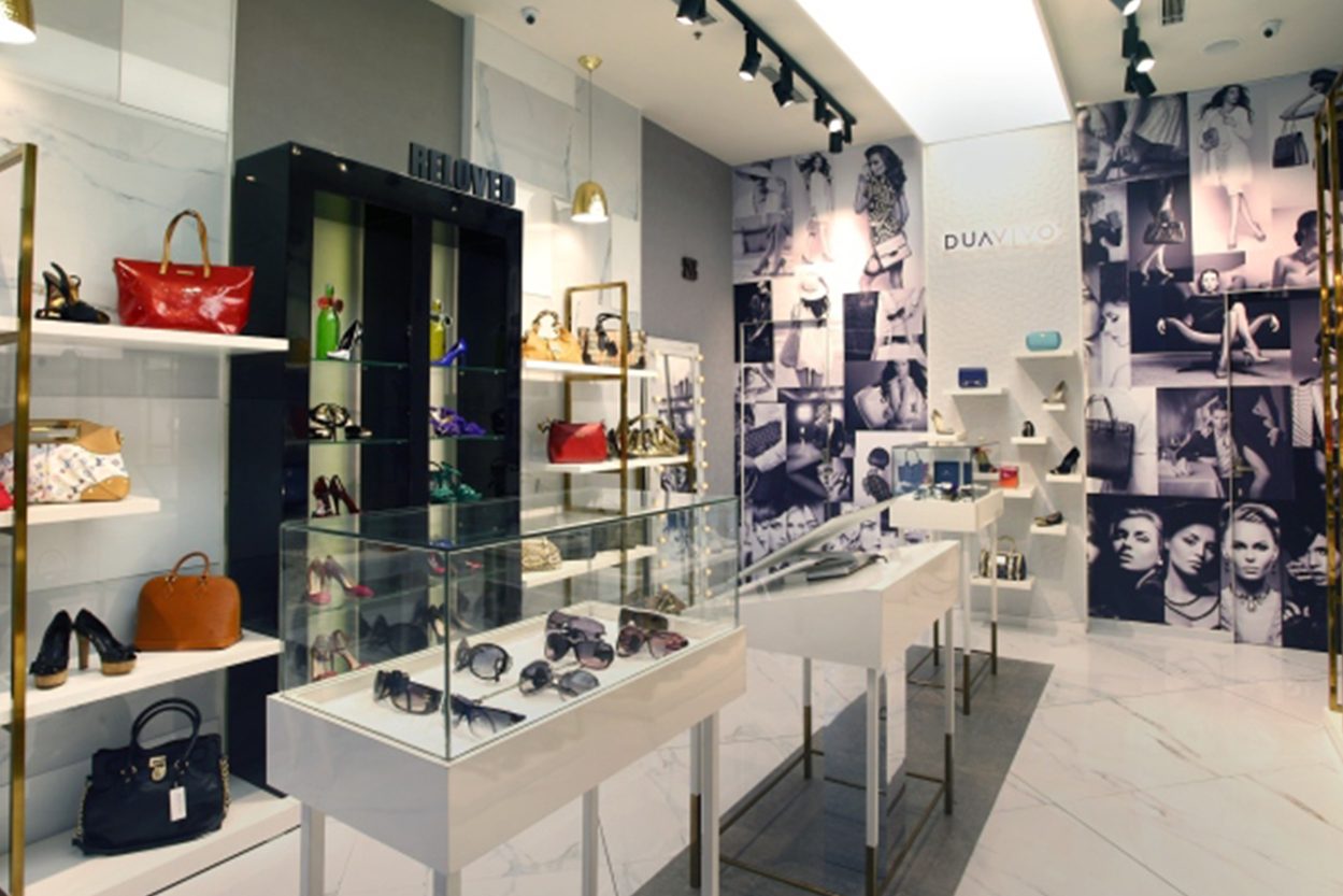 Custom Fashion Leather Bags Shop Interior Design - Boutique Store